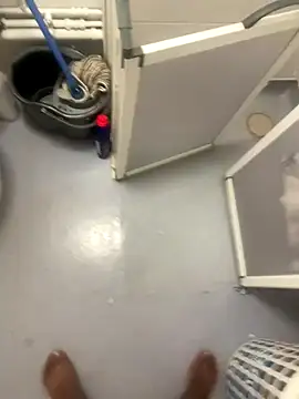 j ratid online show from October 14, 7:47 pm