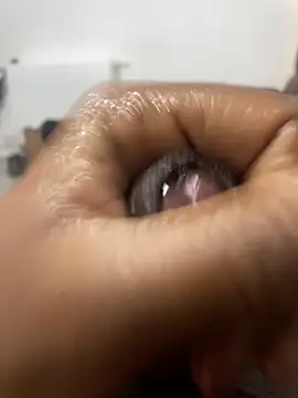 j ratid online show from November 18, 9:18 pm