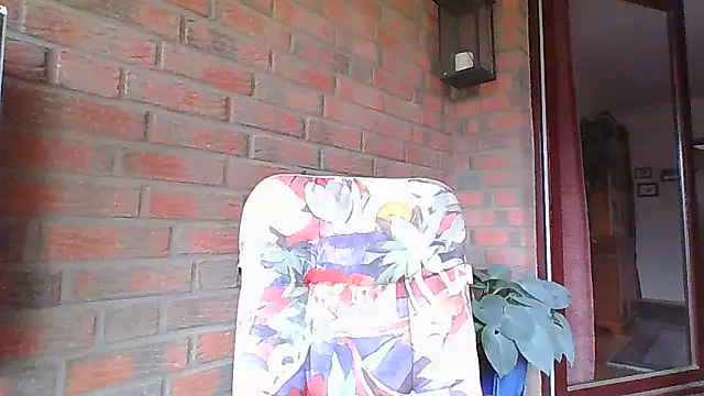 Snapshot of super-snoopy chatting on May 19, 12:12 pm super-snoopy online show from May 19, 12:12 pm