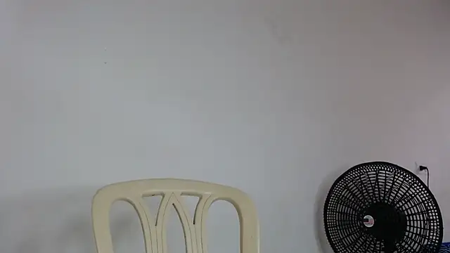 Snapshot of drako_monster chatting on May 21, 5:43 pm drako monster online show from May 21, 5:43 pm