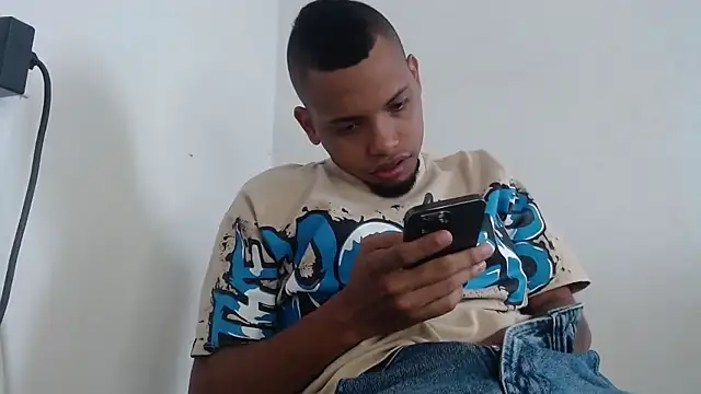 Snapshot of drako_monster chatting on July 7, 5:05 pm drako monster online show from July 7, 5:05 pm