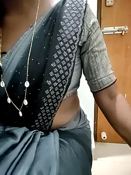 Tamilmallu-duskygirl03 online show from January 13, 6:28 am