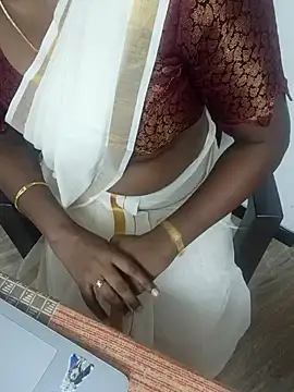 Snapshot of Tamilmallu-duskygirl03 chatting on November 2, 2:00 pm Tamilmallu-duskygirl03 online show from November 2, 2:00 pm