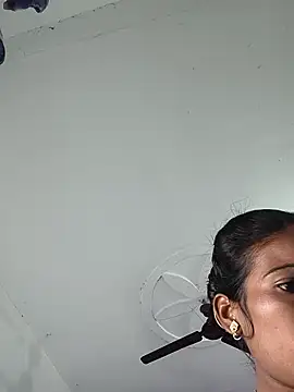 Co punam online show from December 19, 7:33 am