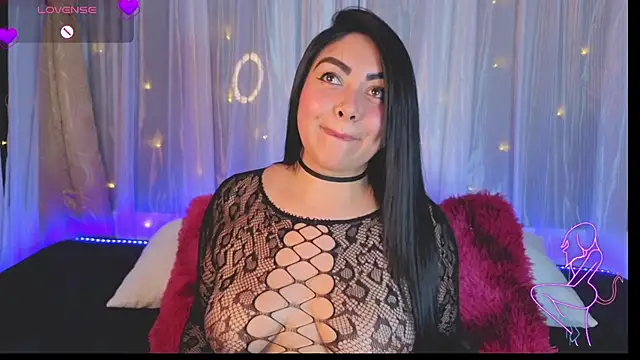 Victoria Jonhss online show from December 23, 12:54 am