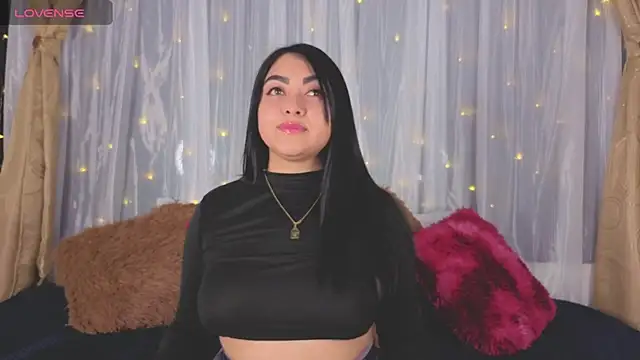 Victoria Jonhss online show from November 18, 10:02 pm