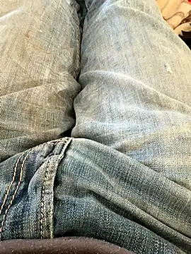 Snapshot of Beastyfuck chatting on November 11, 6:58 pm Beastyfuck online show from November 11, 6:58 pm