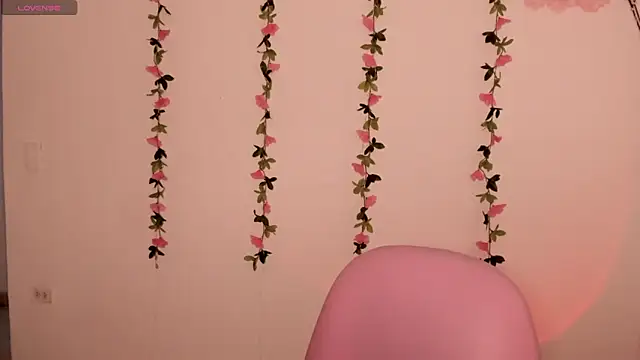 Ashleyroys 111 online show from March 31, 6:21 pm