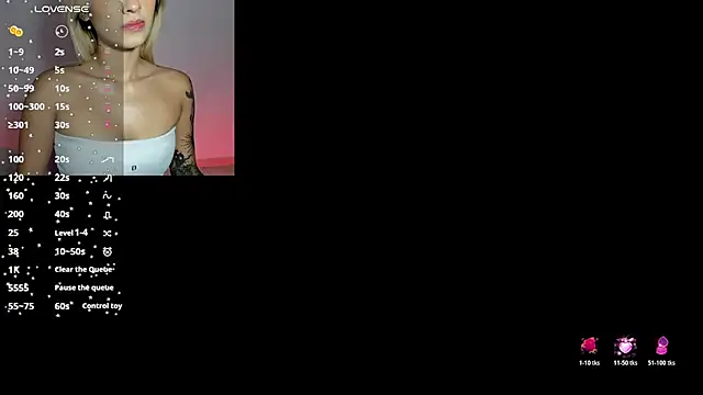 Snapshot of Ashleyroys_111 chatting on June 10, 6:42 pm Ashleyroys 111 online show from June 10, 6:42 pm