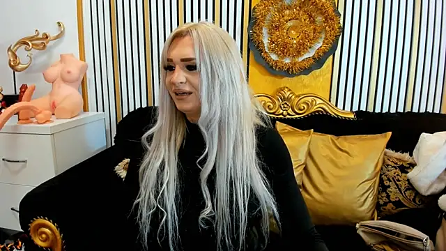 AlenaRios online show from December 18, 8:19 am