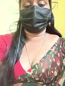 Snapshot of tamil-mala23 chatting on October 13, 7:32 am tamil-mala23 online show from October 13, 7:32 am