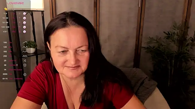 Snapshot of hottyannaa chatting on October 29, 2:32 am hottyannaa online show from October 29, 2:32 am