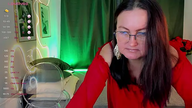 Snapshot of hottyannaa chatting on December 3, 2:56 am hottyannaa online show from December 3, 2:56 am