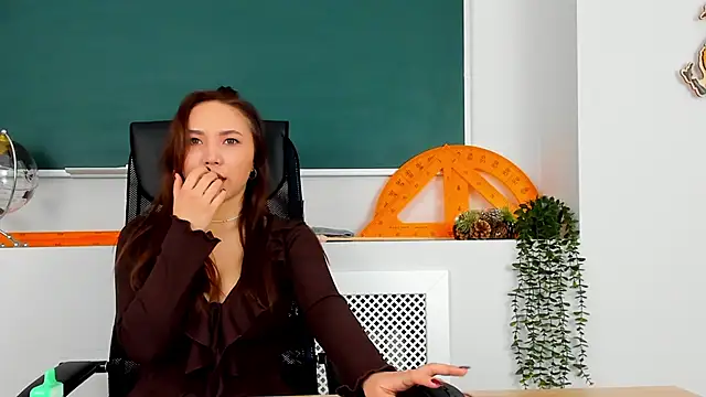 AnnaJonson online show from December 15, 3:12 am