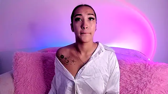 HeidyRousse online show from January 15, 1:36 pm