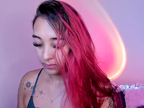 HeidyRousse online show from November 11, 9:04 am