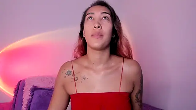 HeidyRousse online show from April 8, 2:07 pm