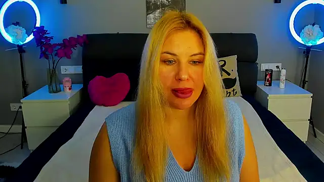 Passion-Blondy online show from January 12, 6:47 pm