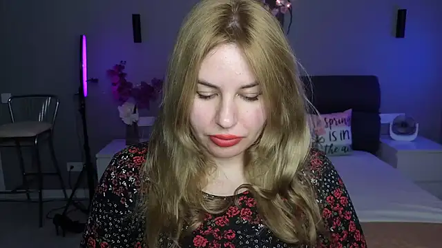 Snapshot of Passion-Blondy chatting on May 7, 6:22 pm Passion-Blondy online show from May 7, 6:22 pm
