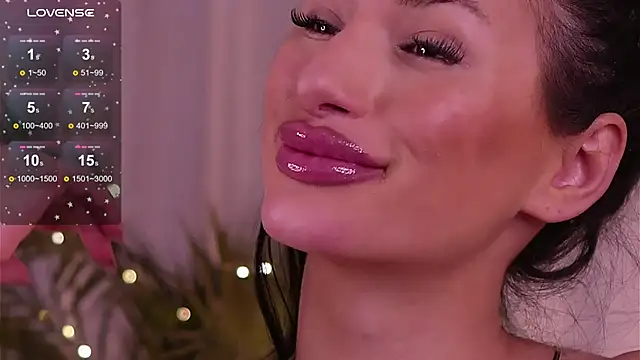 JessicaVerse online show from March 15, 4:36 pm