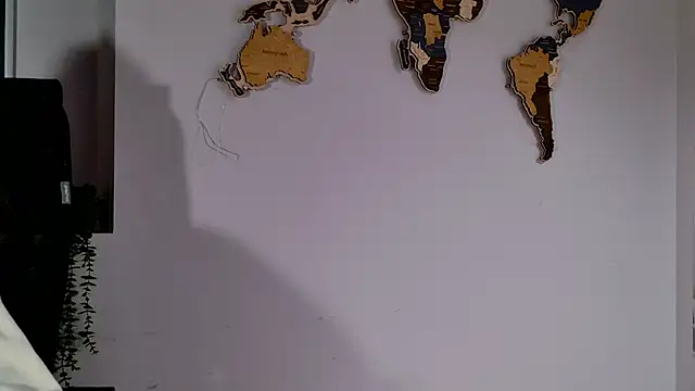 ClaireMathis online show from April 23, 2:51 pm