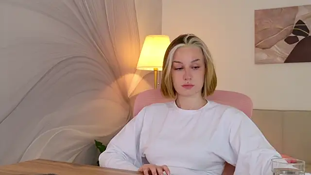 Snapshot of ClaireMathis chatting on July 17, 2:36 pm ClaireMathis online show from July 17, 2:36 pm