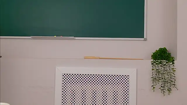 ClaireMathis online show from March 25, 2:49 pm