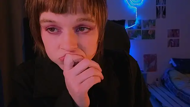 liquid0fluid0 online show from November 4, 7:39 pm