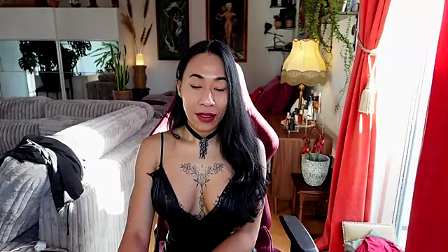 bianca bellamy online show from April 3, 7:15 am