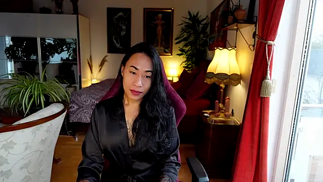 bianca bellamy online show from December 17, 8:19 am