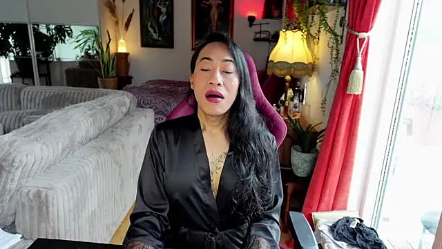 bianca bellamy online show from May 12, 7:05 am
