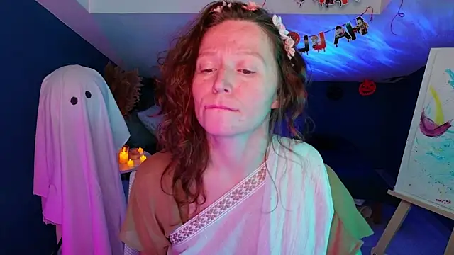 Snapshot of AuroraBorealis__ chatting on October 31, 6:54 am AuroraBorealis online show from October 31, 6:54 am