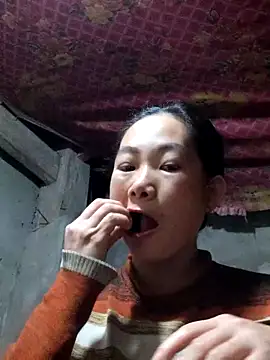 gio-thu online show from February 25, 5:35 pm