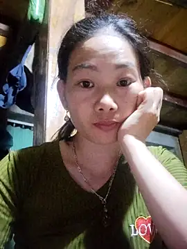 Snapshot of gio-thu chatting on June 18, 12:21 pm gio-thu online show from June 18, 12:21 pm