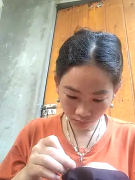 gio-thu online show from March 25, 2:33 am