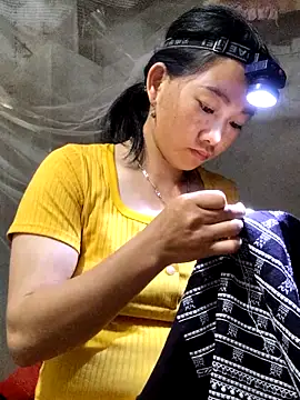Snapshot of gio-thu chatting on June 17, 12:54 am gio-thu online show from June 17, 12:54 am