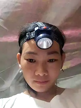 Snapshot of gio-thu chatting on June 19, 1:50 pm gio-thu online show from June 19, 1:50 pm