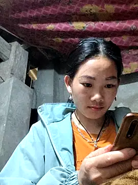 gio-thu online show from March 5, 2:08 am