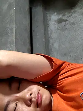 Snapshot of gio-thu chatting on July 23, 10:28 pm gio-thu online show from July 23, 10:28 pm