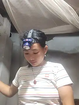 Snapshot of gio-thu chatting on July 18, 3:31 pm gio-thu online show from July 18, 3:31 pm