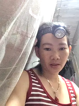 Snapshot of gio-thu chatting on July 11, 1:28 am gio-thu online show from July 11, 1:28 am