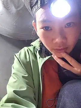 gio-thu online show from January 10, 5:30 pm