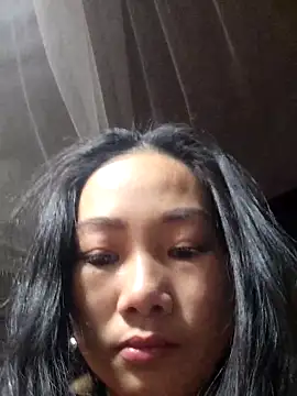 gio-thu online show from February 8, 2:48 pm