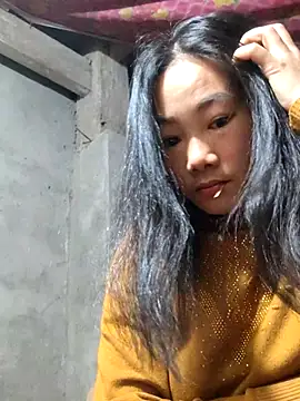 gio-thu online show from April 3, 2:01 pm