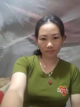 Snapshot of gio-thu chatting on June 23, 4:27 pm gio-thu online show from June 23, 4:27 pm