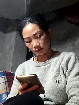 gio-thu online show from January 12, 5:42 pm