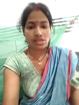 Snapshot of funnight4ubaby8456 chatting on February 13, 11:21 am funnight4ubaby8456 online show from February 13, 11:21 am