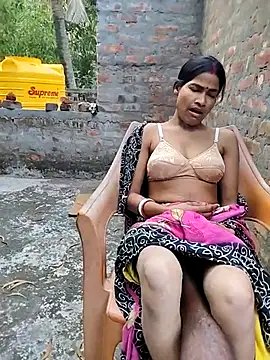 Snapshot of funnight4ubaby8456 chatting on February 2, 10:25 am funnight4ubaby8456 online show from February 2, 10:25 am