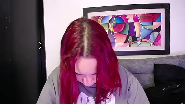 Kari Ruiz  online show from February 6, 8:27 pm