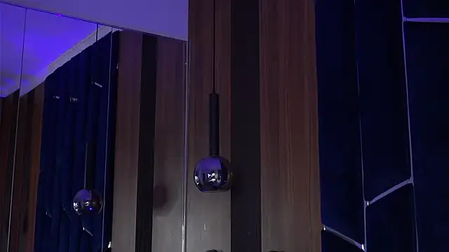 Talia Lure online show from November 6, 1:31 am